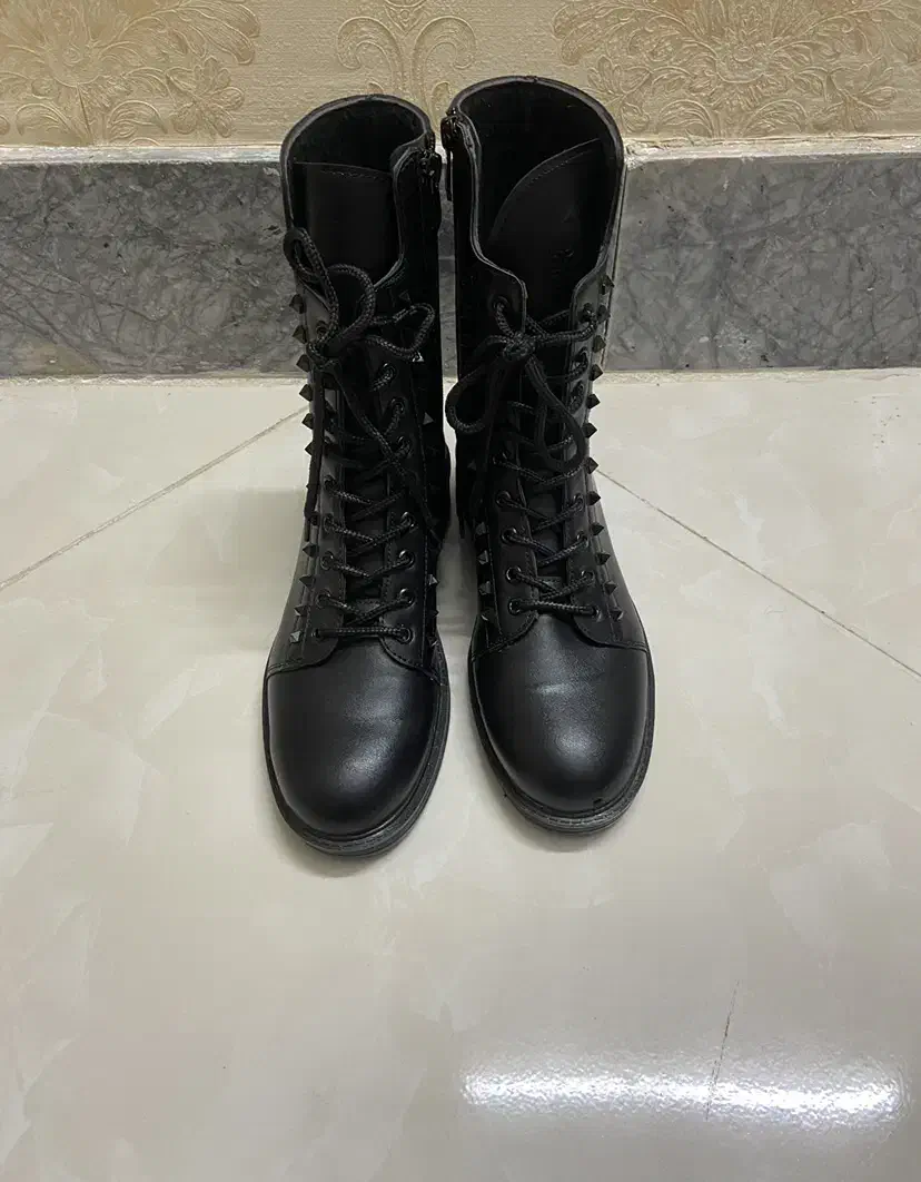 نیم بوت|کیف، کفش، کمربند|قوچان, |دیوار