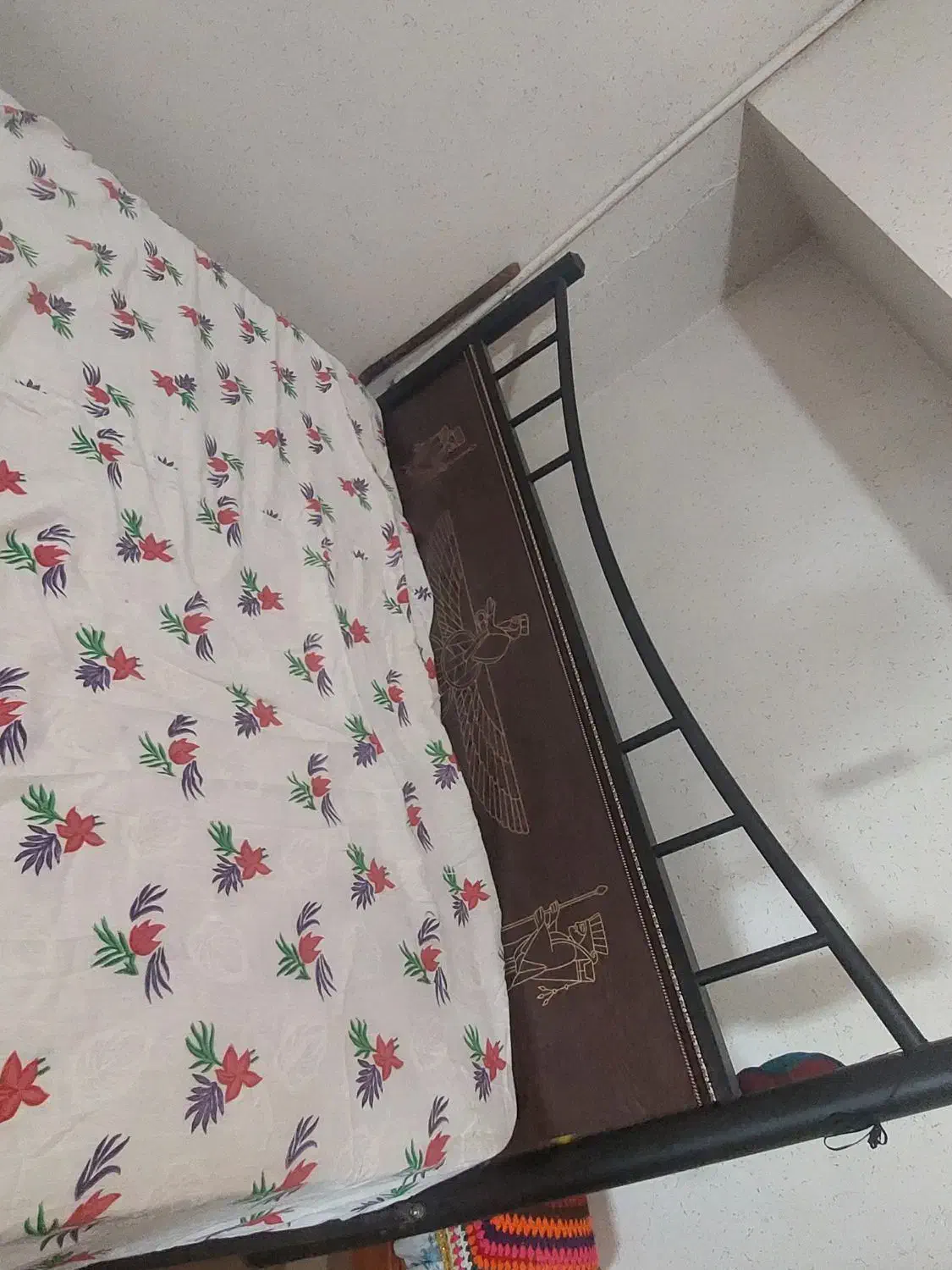 تخت خواب دونفره|تخت و سرویس خواب|شاهینشهر, فردوسی|دیوار