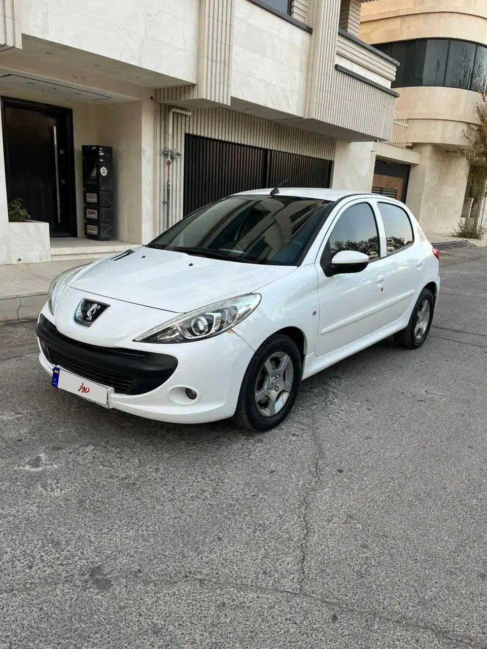 207 مدل 97|خودرو سواری و وانت|شاهین‌شهر, گزبرخوار|دیوار