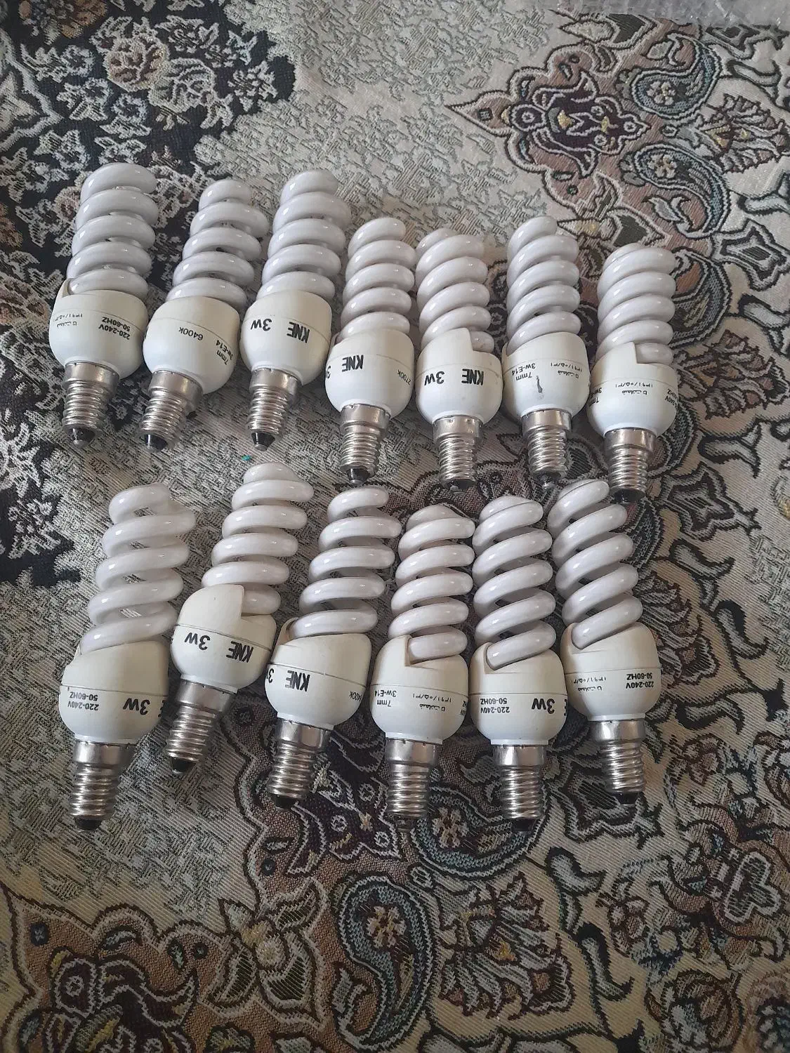 ۱۳ عدد لامپ کم مصرف سالم|لامپ و چراغ|مشهد, جاهد شهر|دیوار