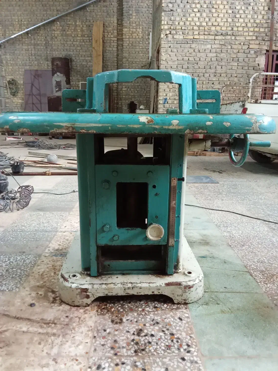 دستگاه فرز صندوقی برند تهران تراش|ماشینآلات صنعتی|یزد, |دیوار