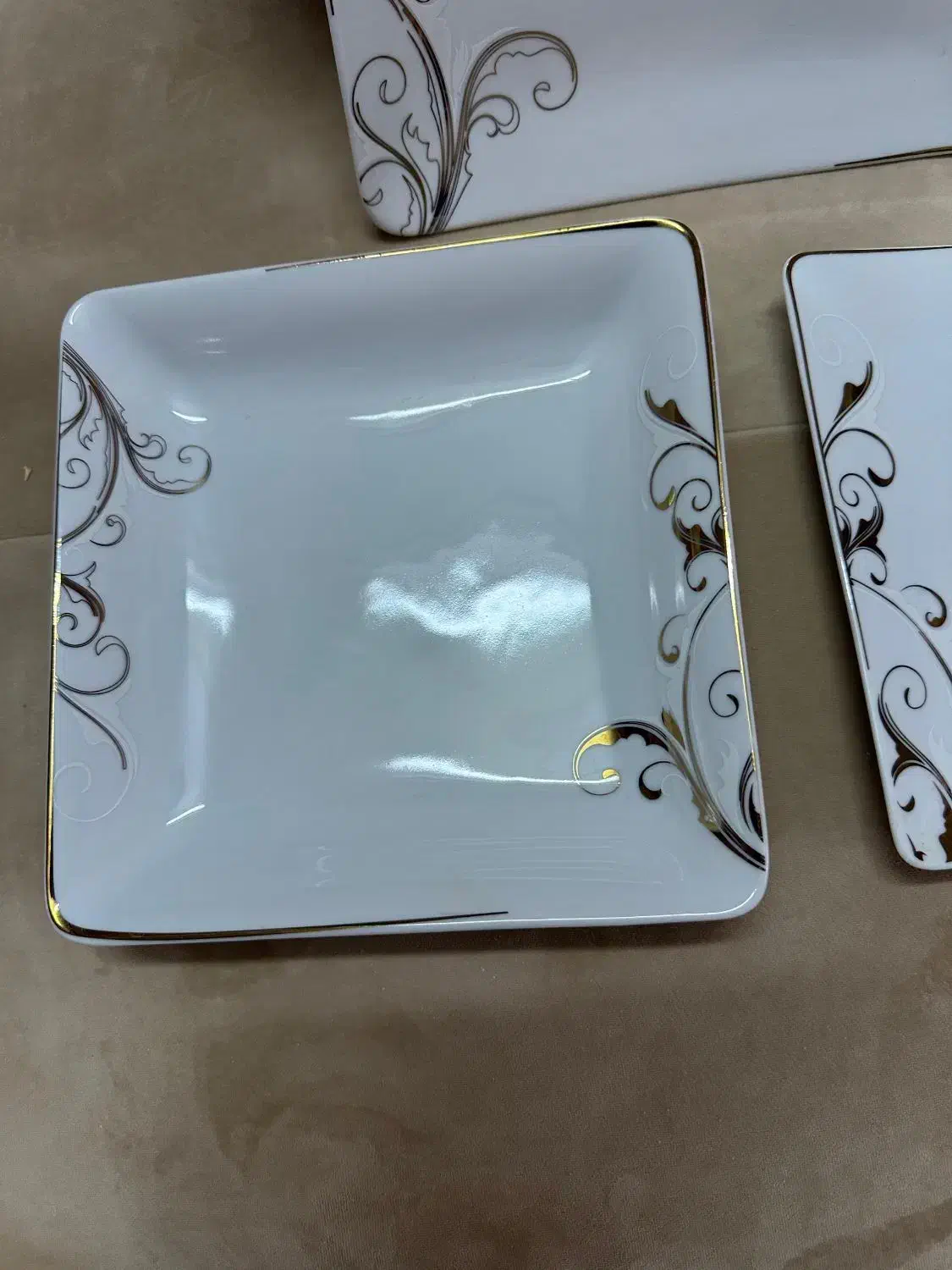 سرویس چینی شش نفره تقدیس|ظروف سرو و پذیرایی|تنکمان, |دیوار