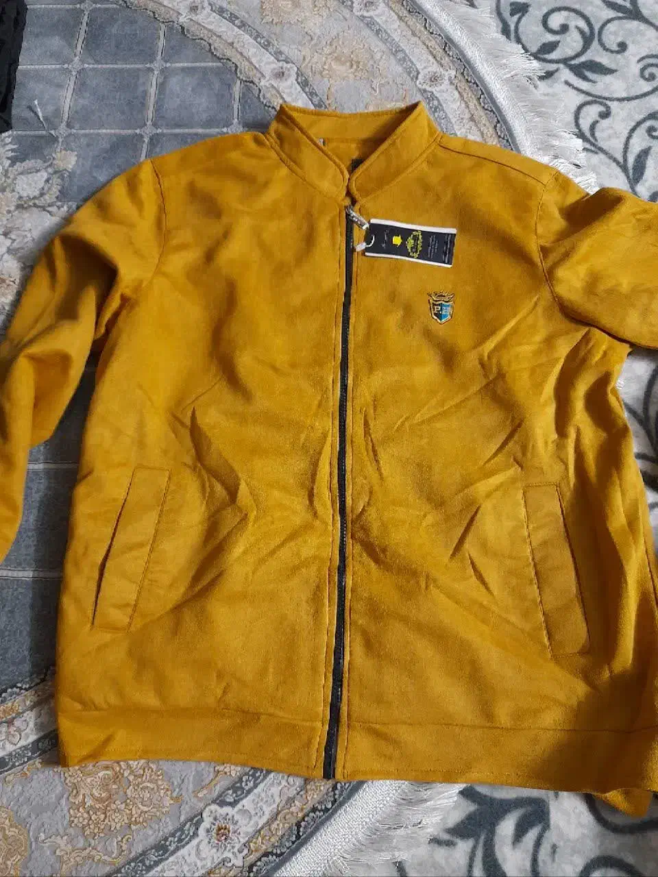 حراج تعدادی لباس پاییزی و زمستانی|لباس|فولادشهر, C4|دیوار