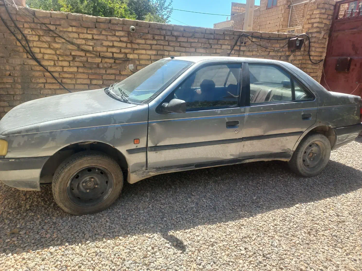 ماشین پژو۴۰۵|خودرو سواری و وانت|شهرضا, |دیوار