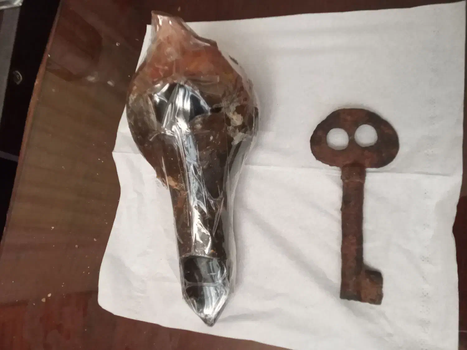 پیسوز و کلید|کلکسیون و سرگرمی|رودسر, |دیوار