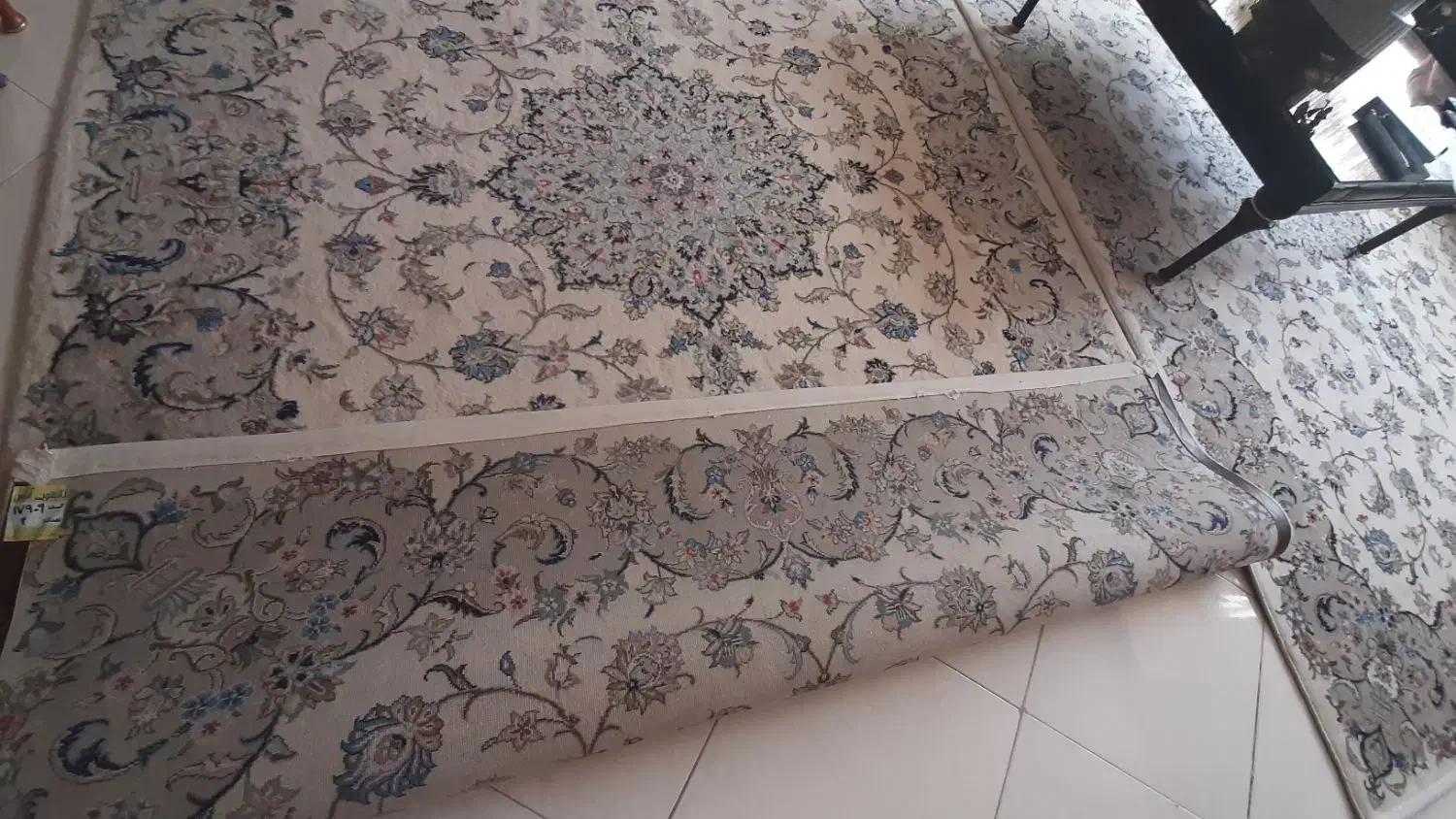 یک جفت فرش دستباف صدو نود و هشت میلیون|فرش|اصفهان, باغ زیار|دیوار