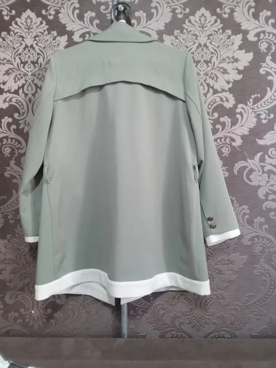 باسلام کت تک فروشی به علت تغییر سایز|لباس|سراب, |دیوار