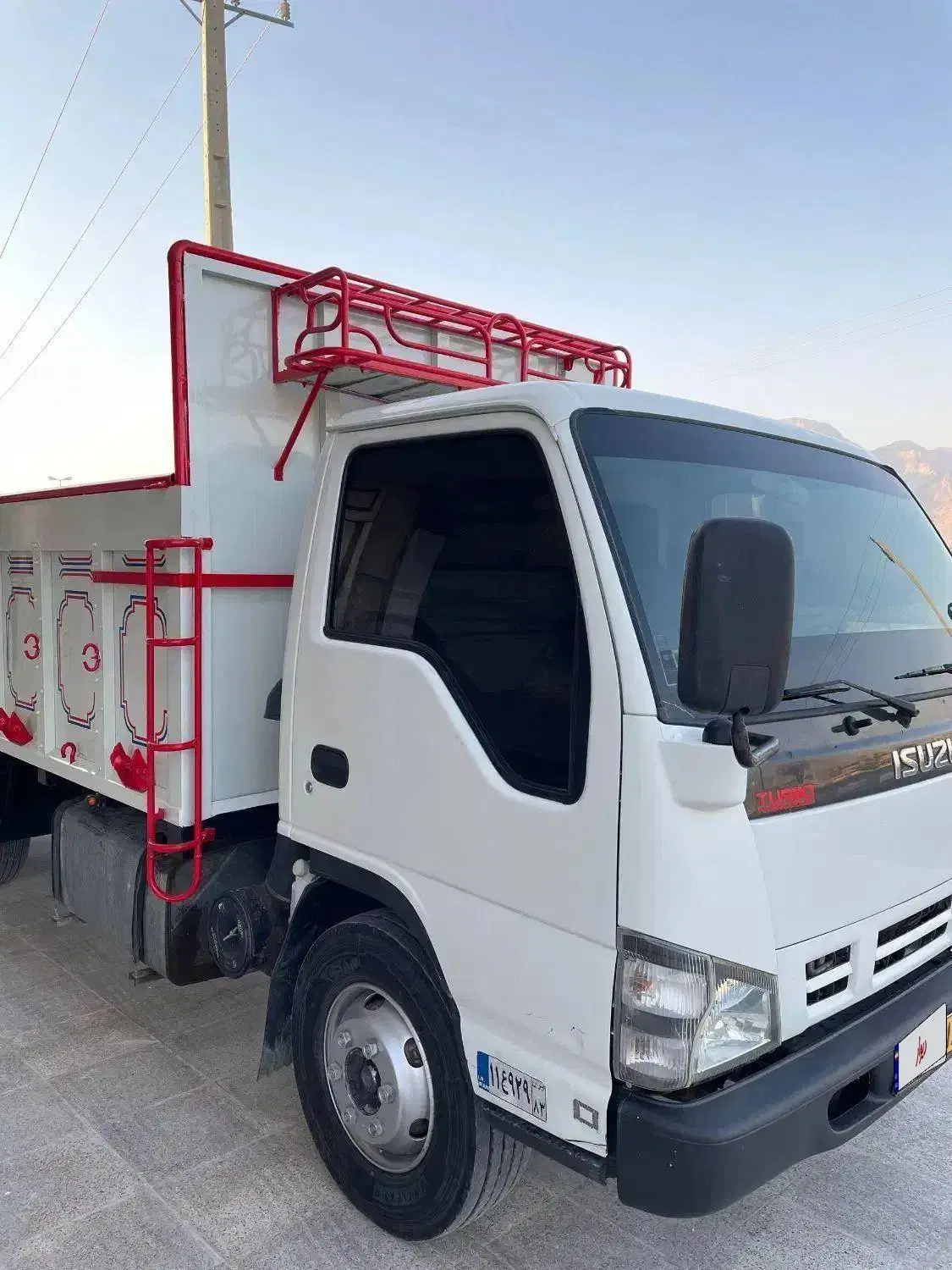 ایسوزو ۶ تن مدل ۱۳۸۹|خودرو سنگین|بستک, |دیوار