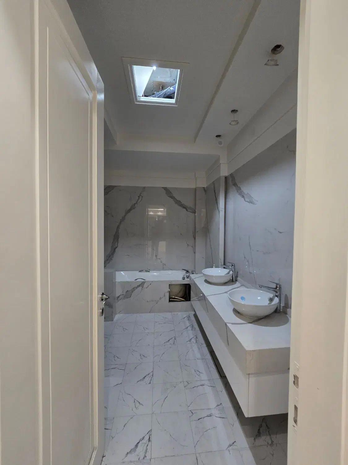 پاسداران/۲۱۲متر/۳خواب/فول مشاعات هتلینگ