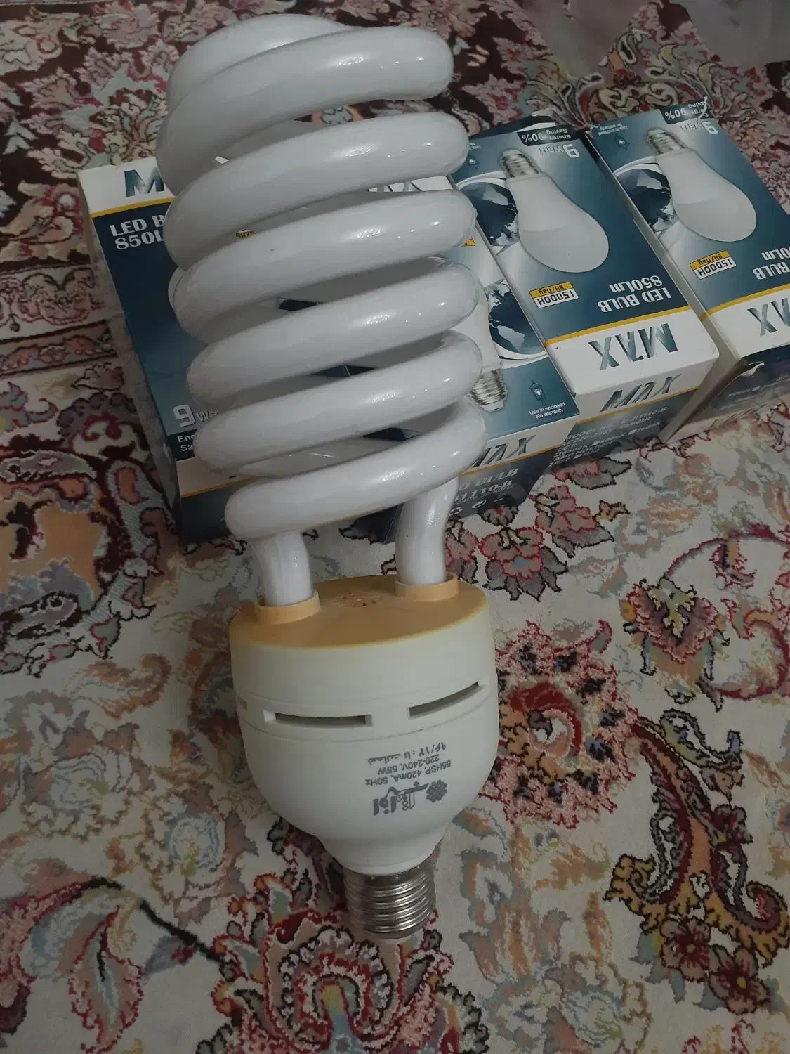 فروش ۷ عدد لامپ|لامپ و چراغ|تهران, صادقیه|دیوار