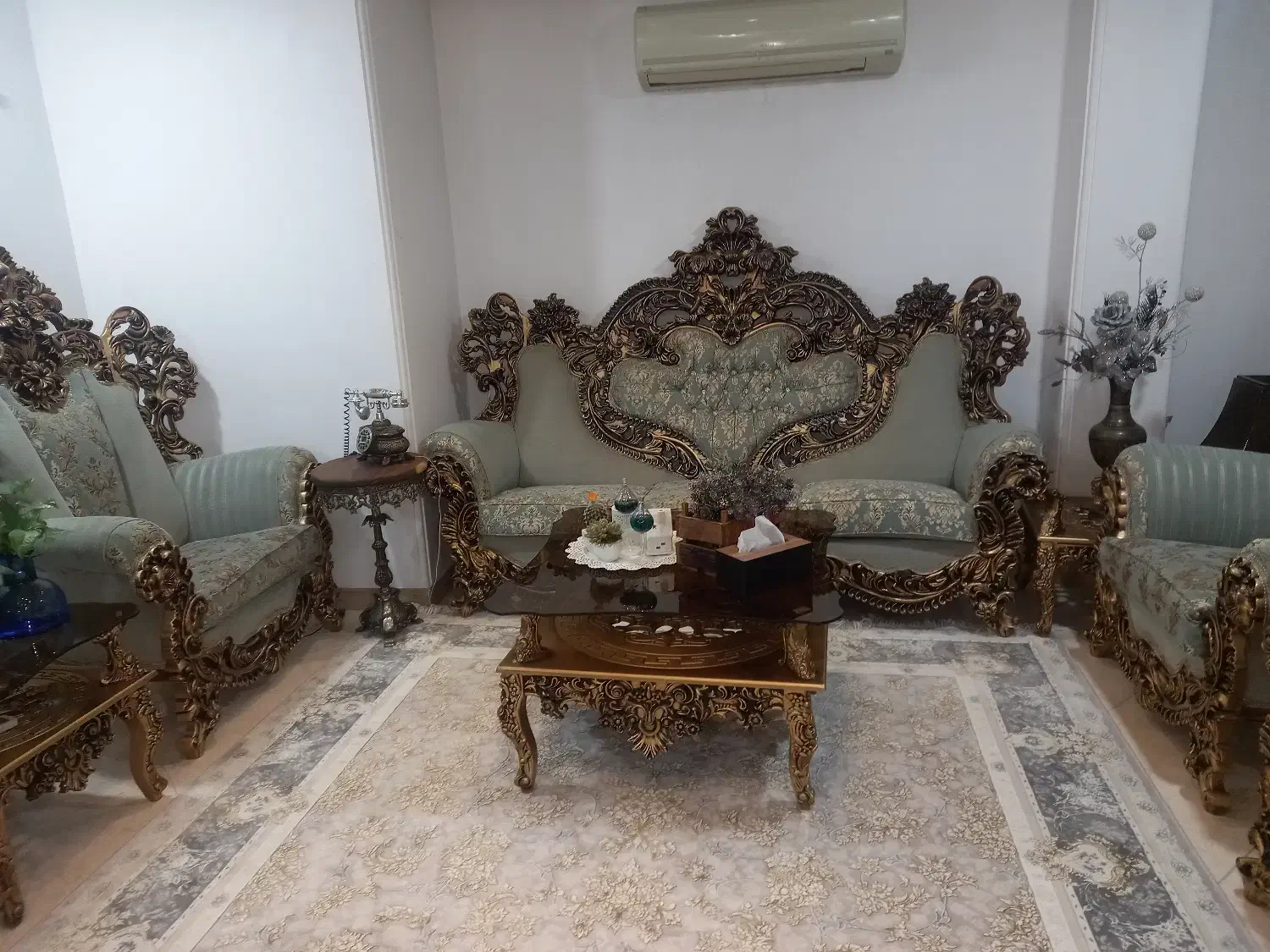 فروش مبل سلطنتی|مبلمان خانگی و میز عسلی|ساری, |دیوار