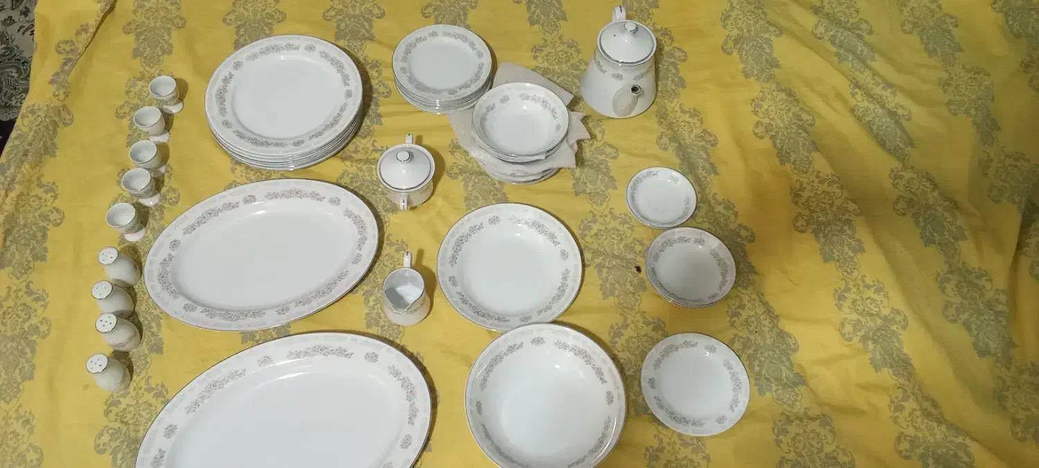 سرویس ۴۰ پارچه چینی بهشتی ژاپنی|ظروف سرو و پذیرایی|پردیس, فاز ۱۱|دیوار