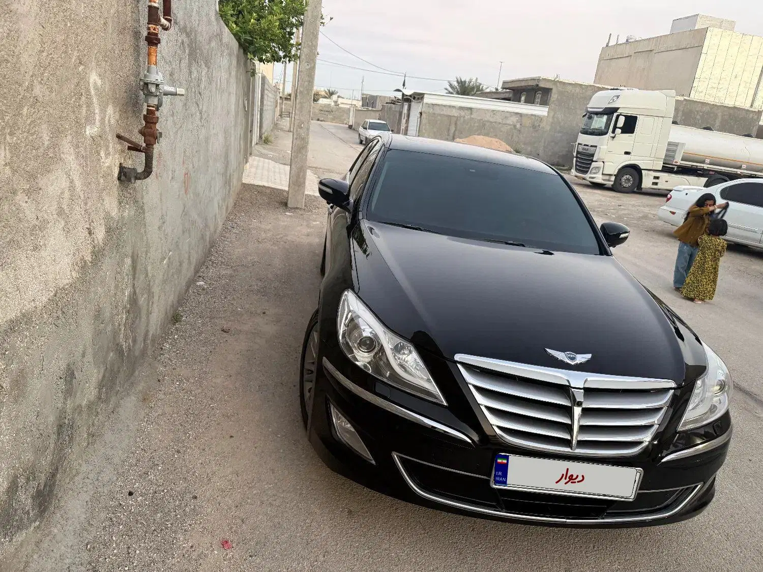 جنسیس ۲۰۱۳|خودرو سواری و وانت|شیراز, فرگاز|دیوار