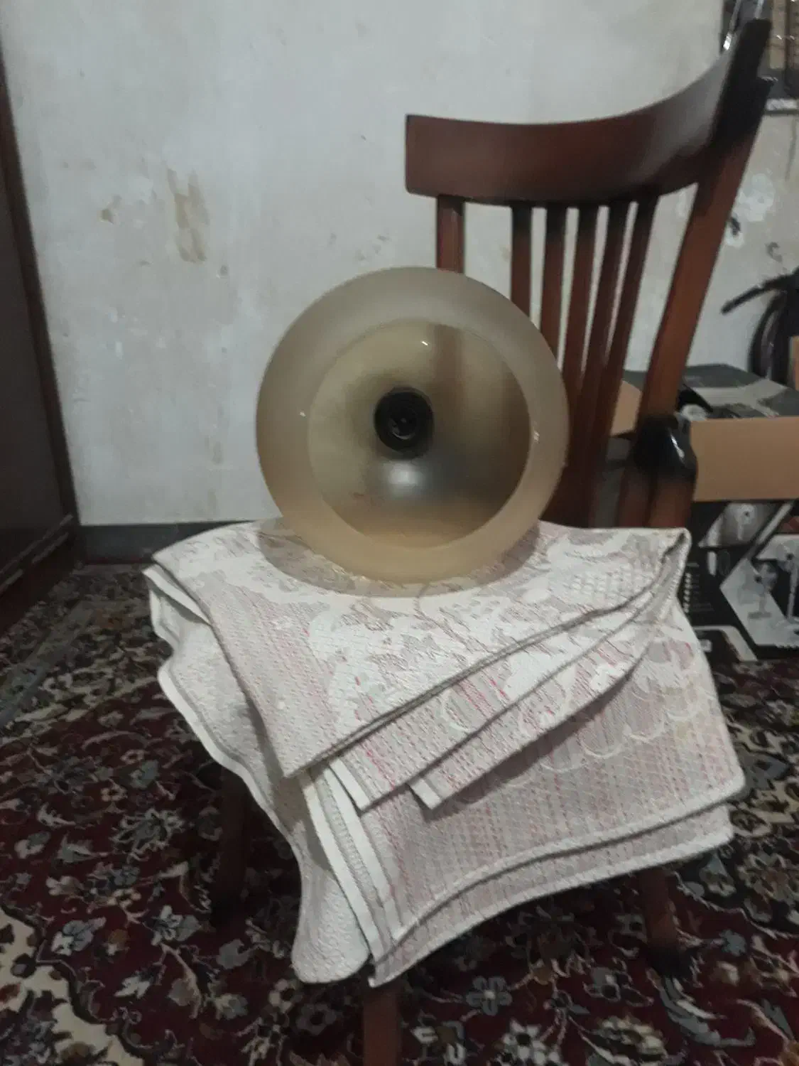 لوستر|لوستر و چراغ آویز|اهواز, فرهنگ شهر|دیوار