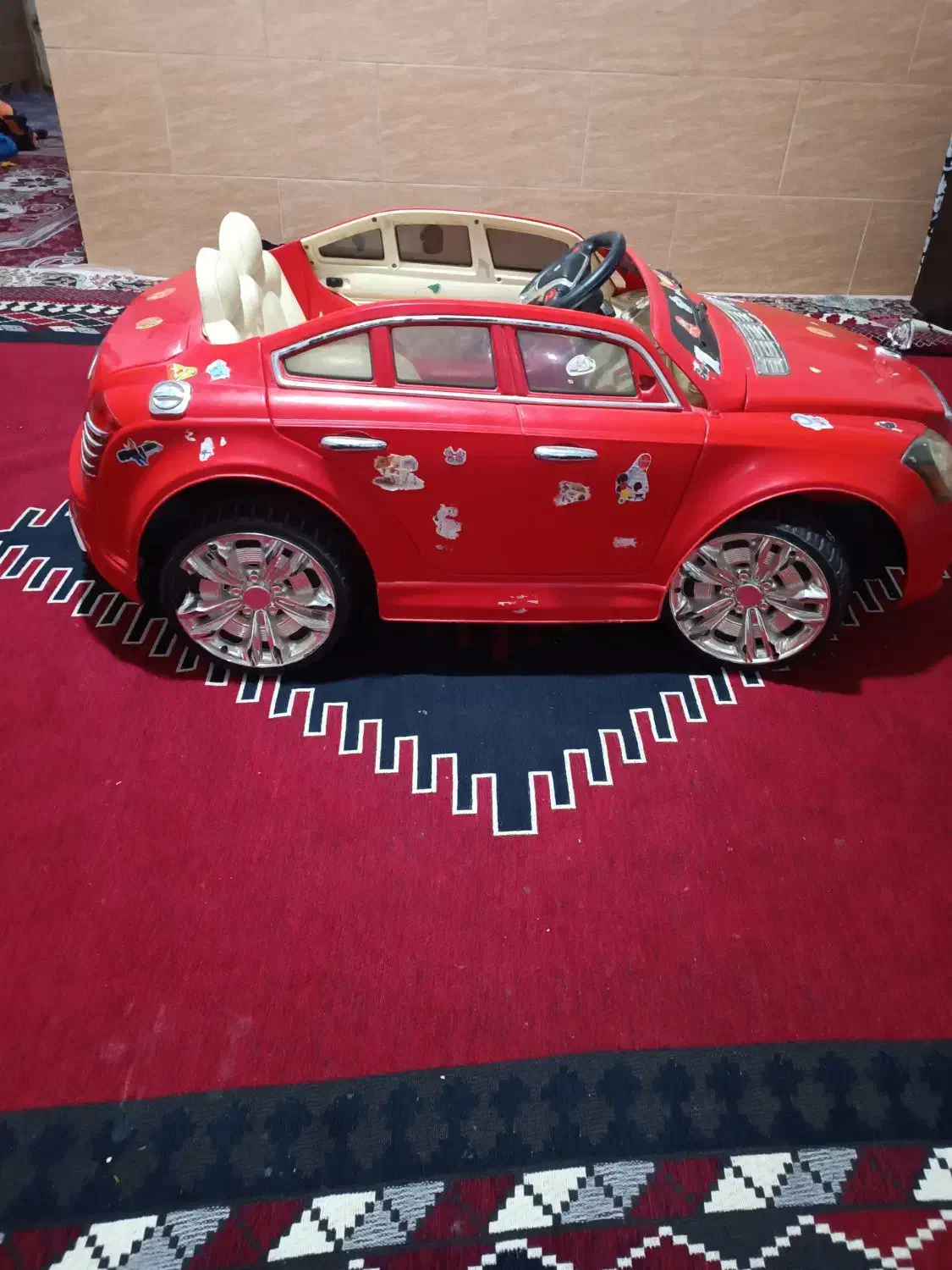 این ماشین به فروش می رسد|اسباببازی بچه|سپیدان, |دیوار