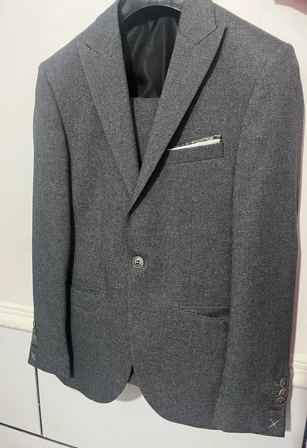 کت و شلوار نو نو بهترین جنس پارچه زیر قیمت|لباس|فیروزآباد (فارس), |دیوار