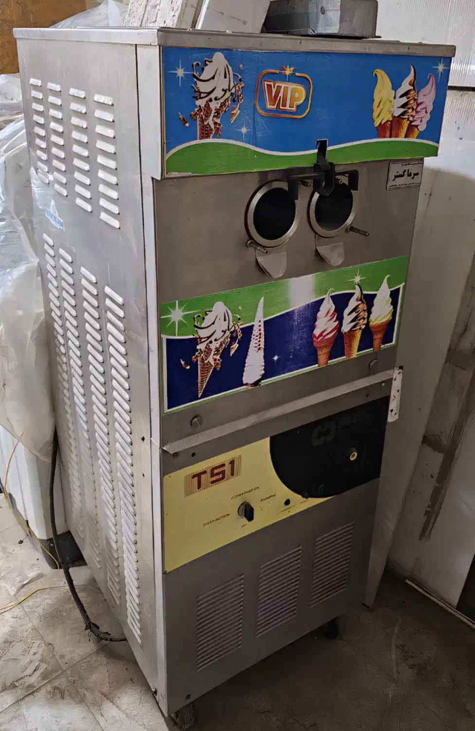 دستگاه بستنی ساز (فابریک ایتالیایی)|کافیشاپ و رستوران|تربت جام, والفجر|دیوار