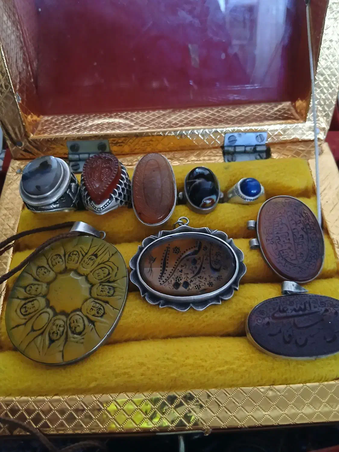 انگشترنقره شمایل گردنی کاردست عتیقه|جواهرات|تهران, فلاح|دیوار