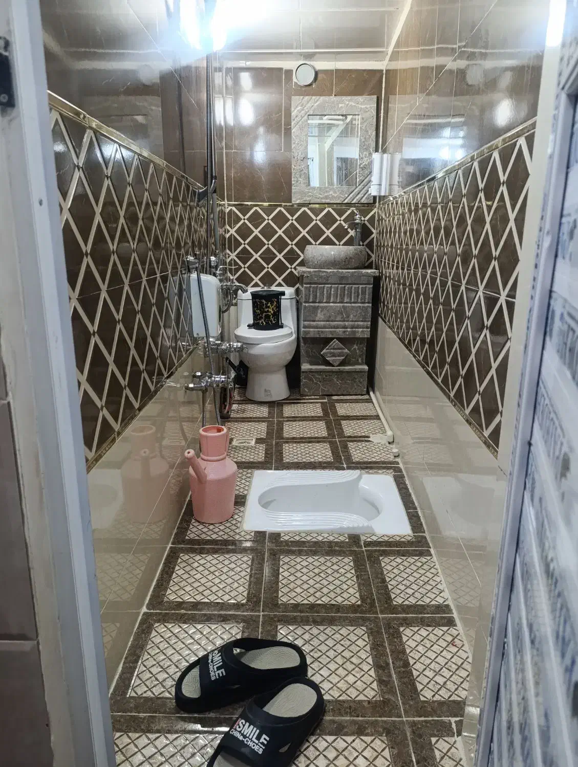 خانه سه طبقه مغازه بدون ریالی خرج|فروش آپارتمان|رباطکریم, شترخوار|دیوار