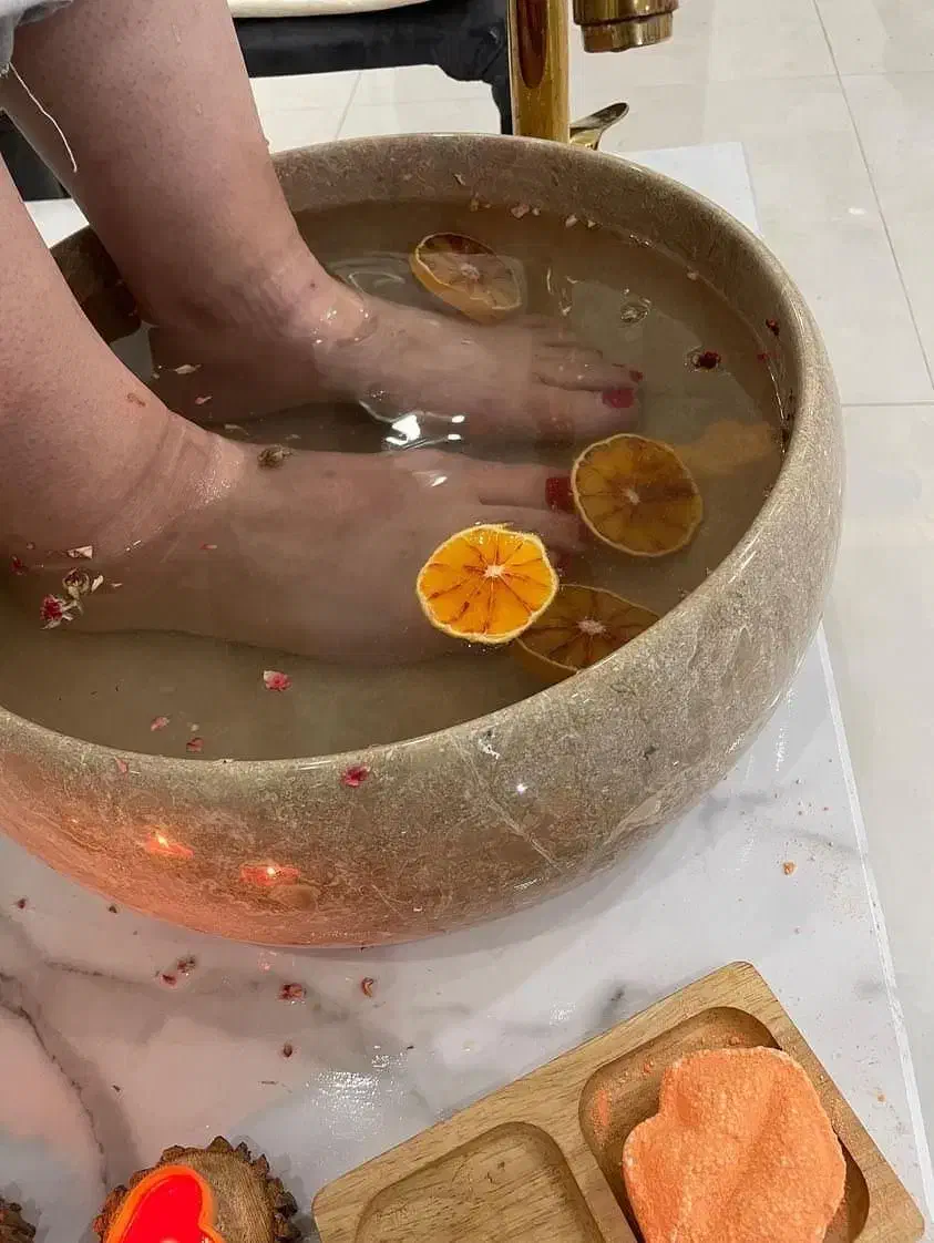 پدیکورپا|خدمات آرایشگری و زیبایی|قم, صدوق|دیوار