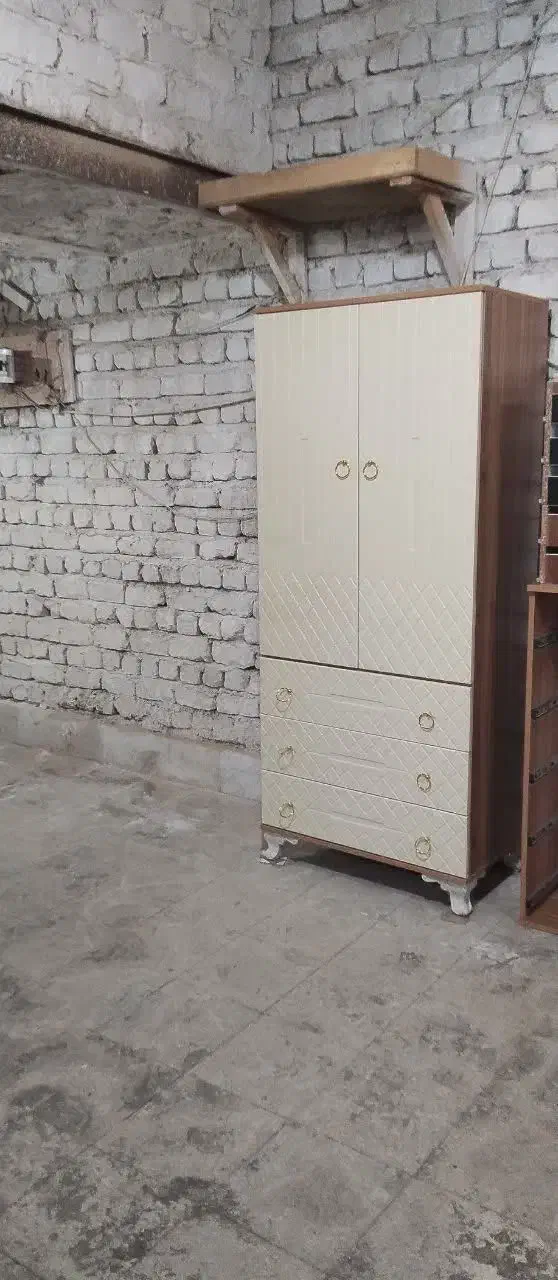 کمد|جاکفشی، کمد، دراور|ساوه, |دیوار