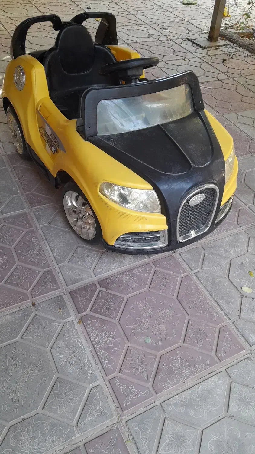 ماشین شارژی|اسباب‌بازی بچه|اراک, |دیوار