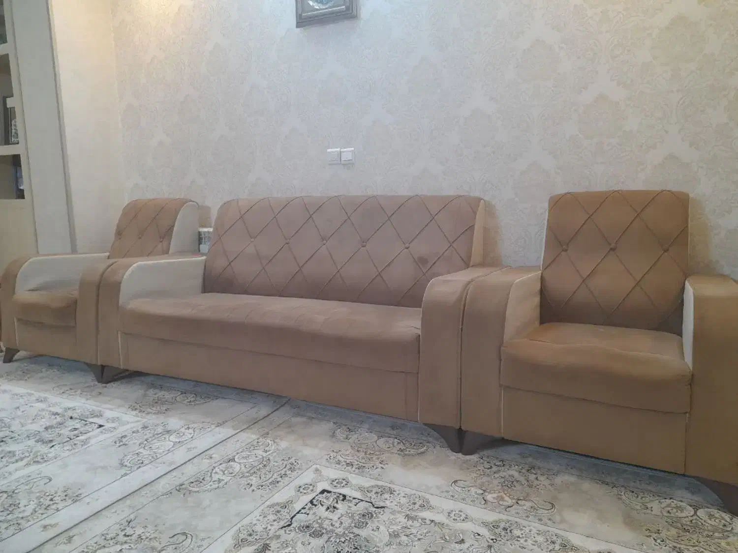 مبل راحتی|مبلمان خانگی و میز عسلی|شاهین‌شهر, اقبال لاهوری|دیوار