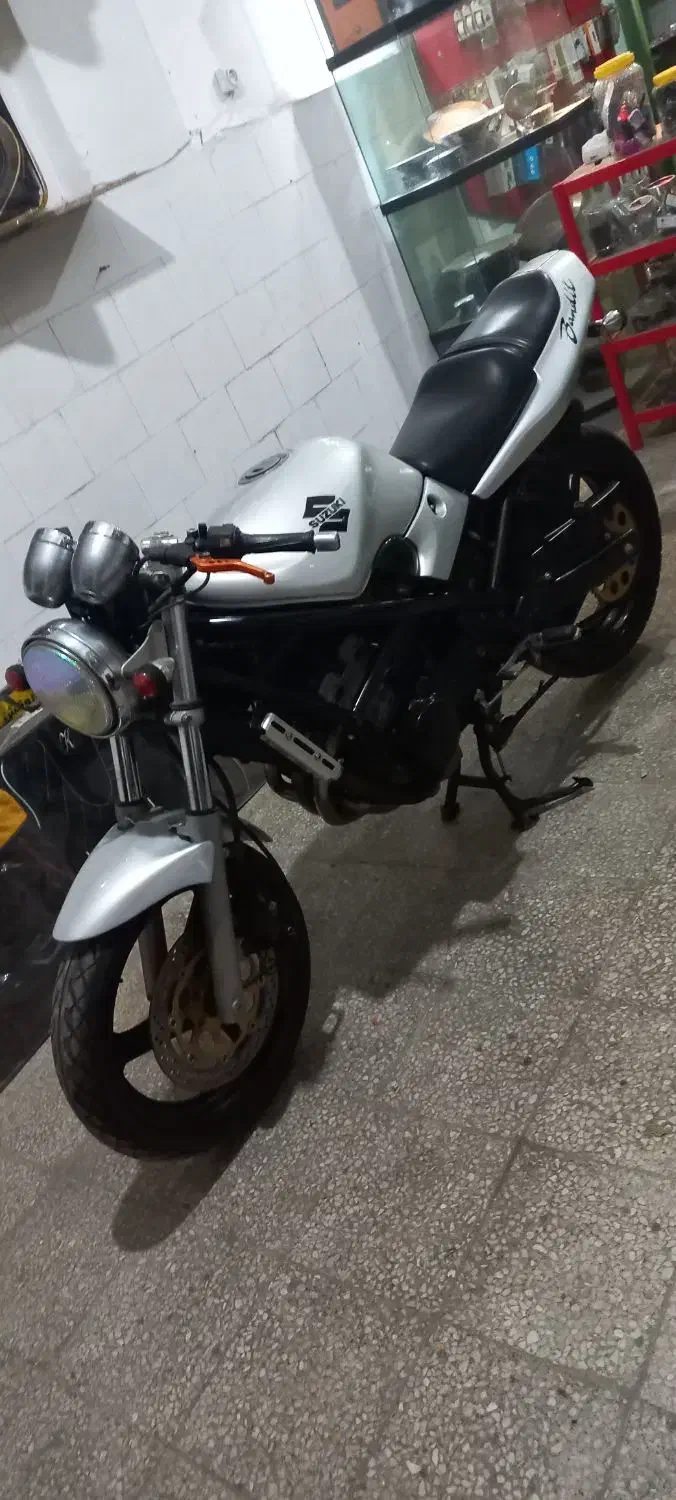 سوزوکی بندیت|موتورسیکلت|نجف‌آباد, کهریزسنگ|دیوار