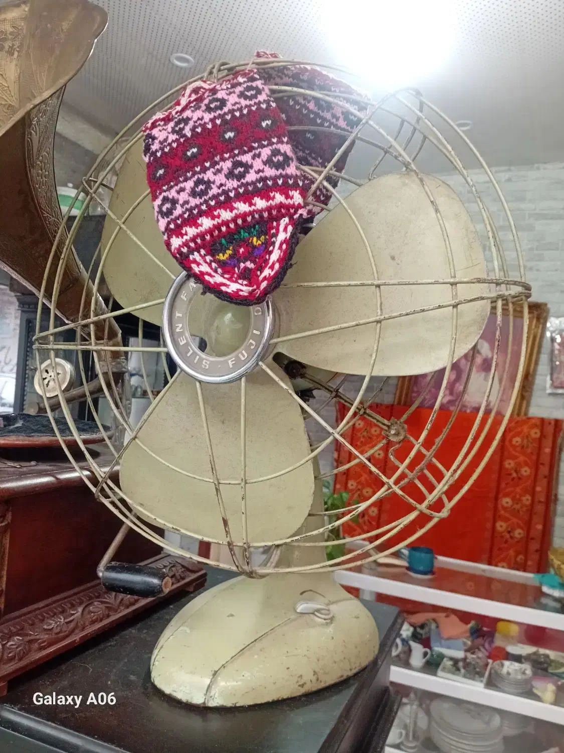 پنکه رومیزی قدیمی ژاپن|پنکه و تصفیه‌کنندهٔ هوا|آمل, |دیوار