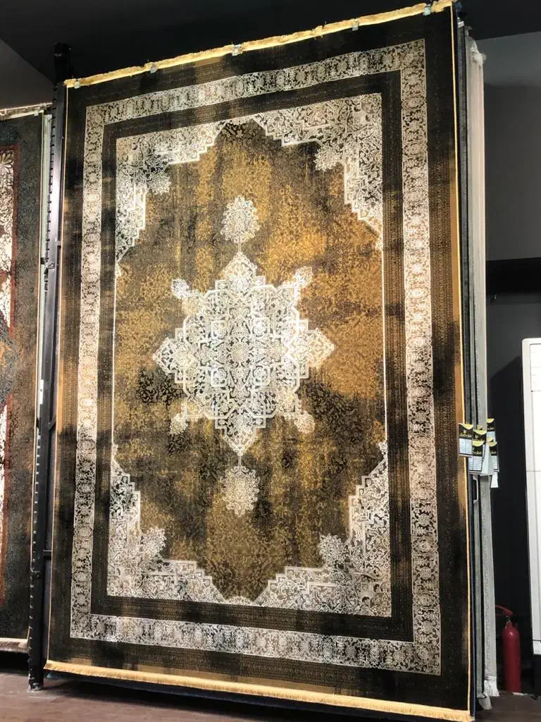 یک عدد قالی 9 متری|فرش|شیراز, شهرک مفتح|دیوار