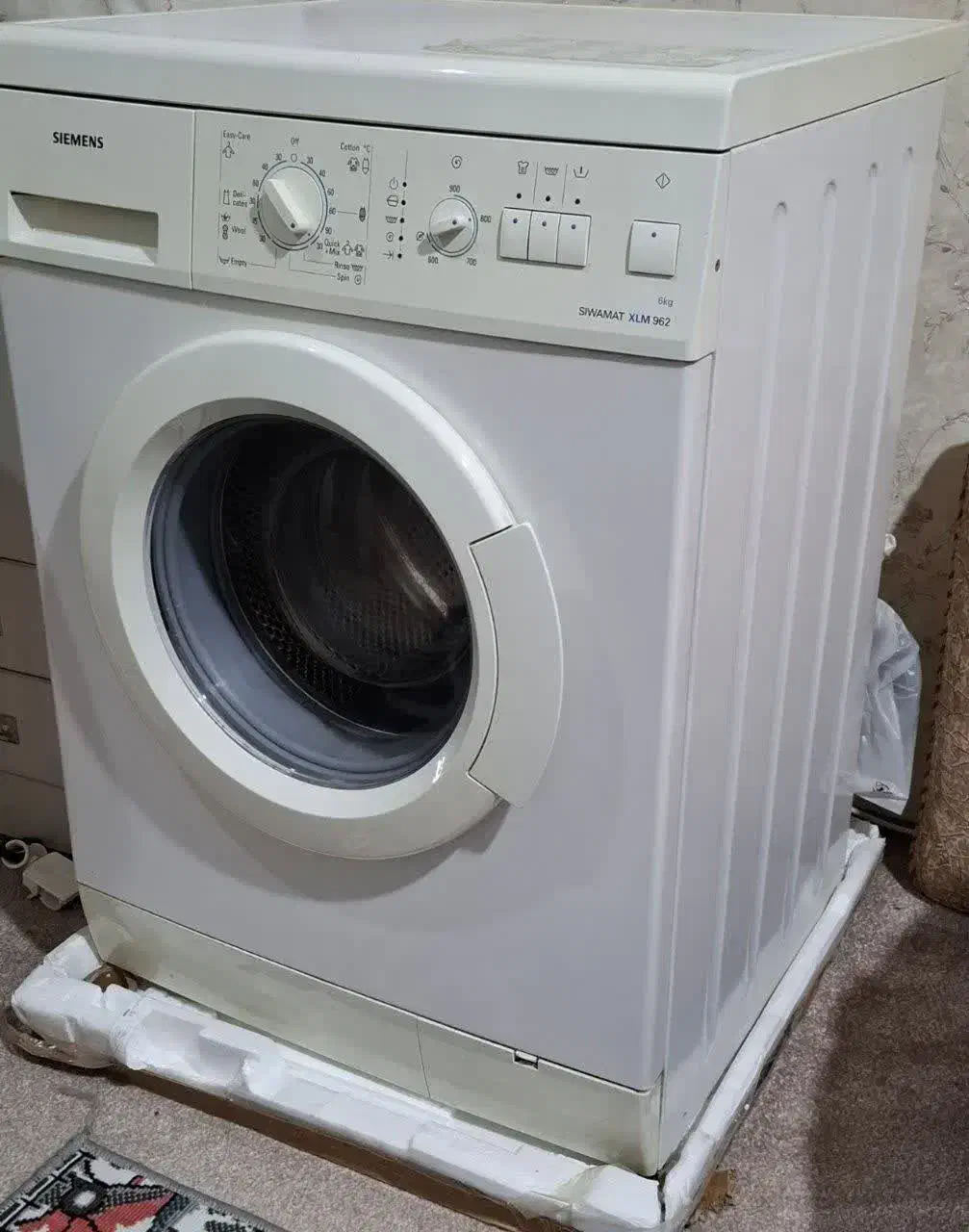 ماشین لباسشویی زیمنس ۶ کیلویی|ماشین لباسشویی و خشککن لباس|اهواز, فاز ۲ پادادشهر|دیوار