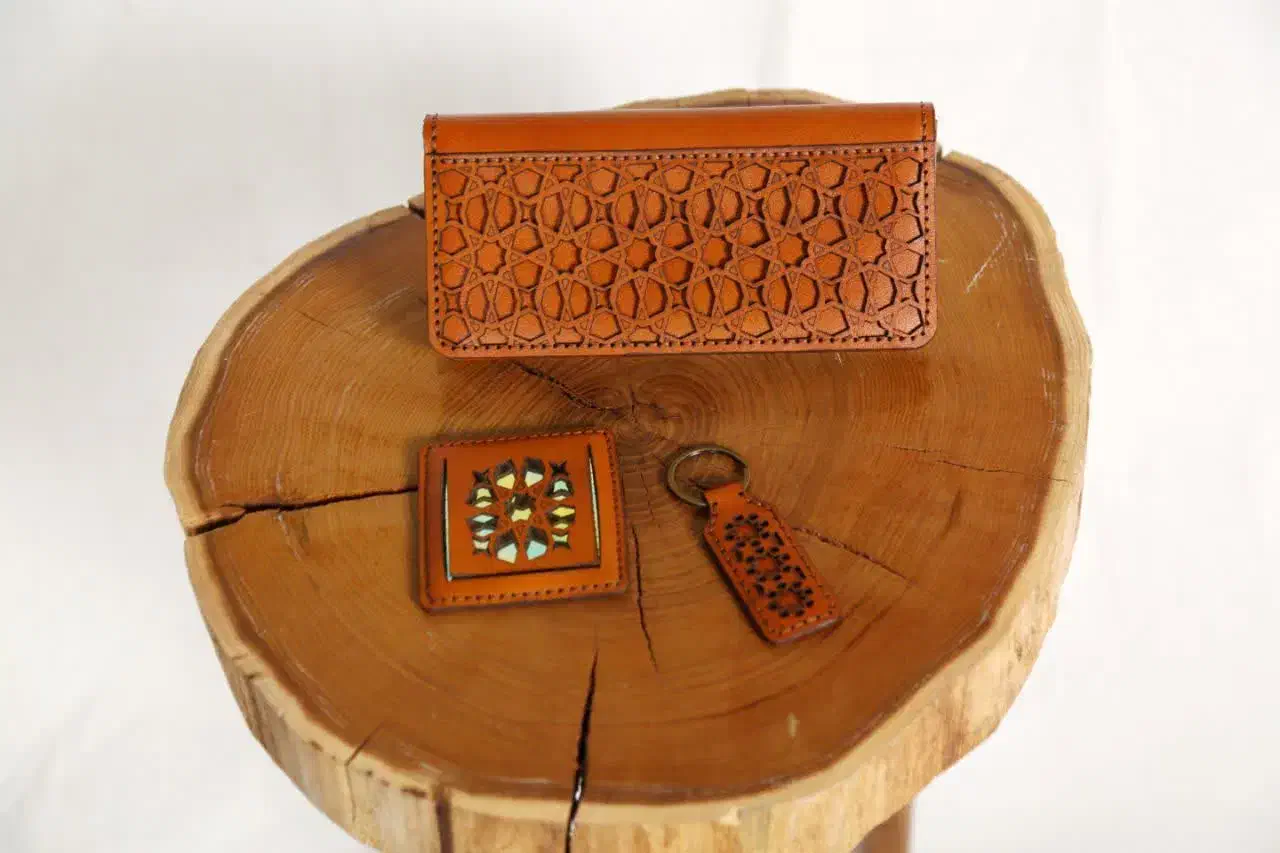 تولید کننده ی کیف و کمربند چرم طبیعی|کیف، کفش، کمربند|بیرجند, |دیوار