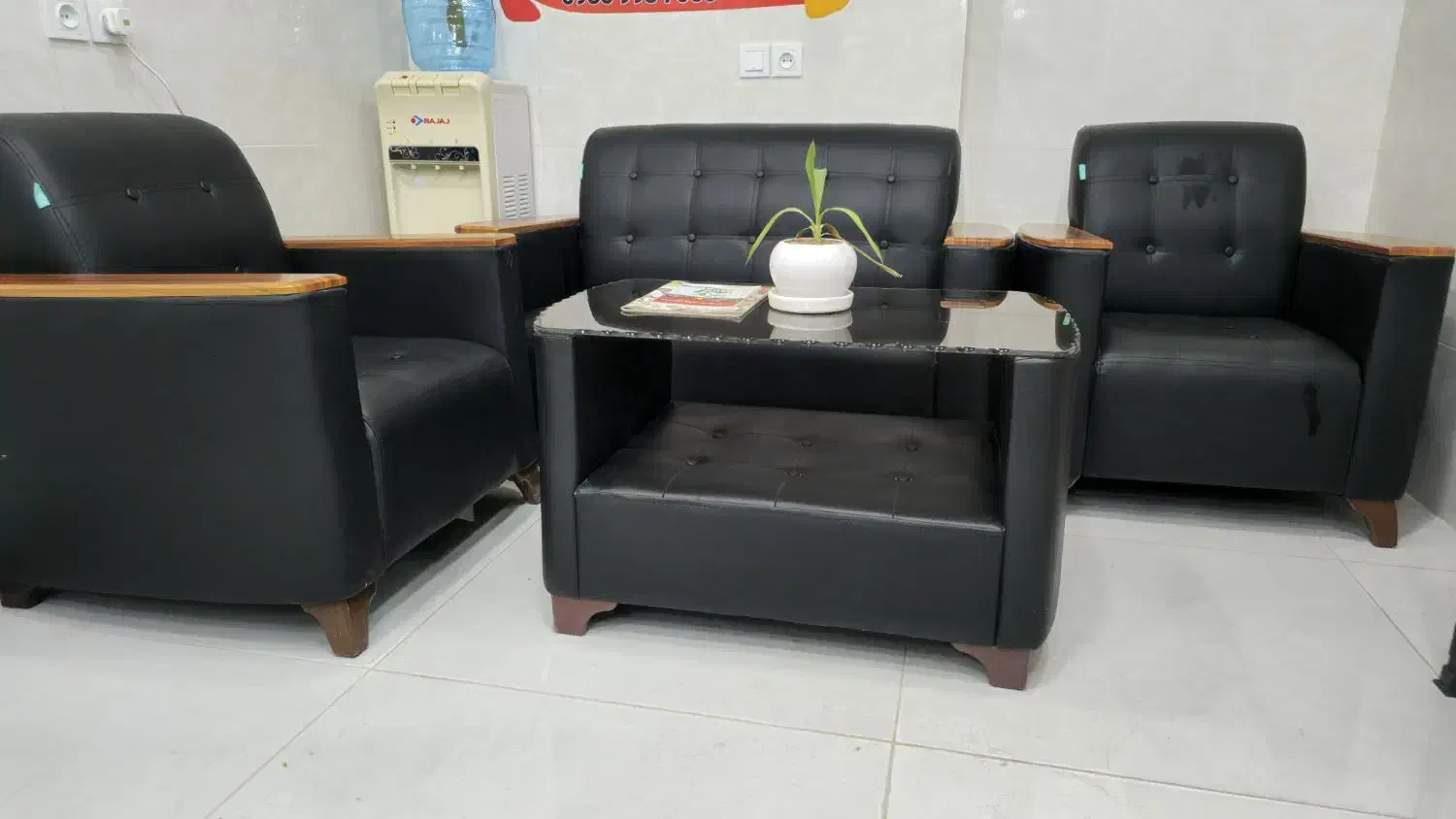 وسایل آرایشگاه مردانه|آرایشگاه و سالنهای زیبایی|آبپخش, |دیوار