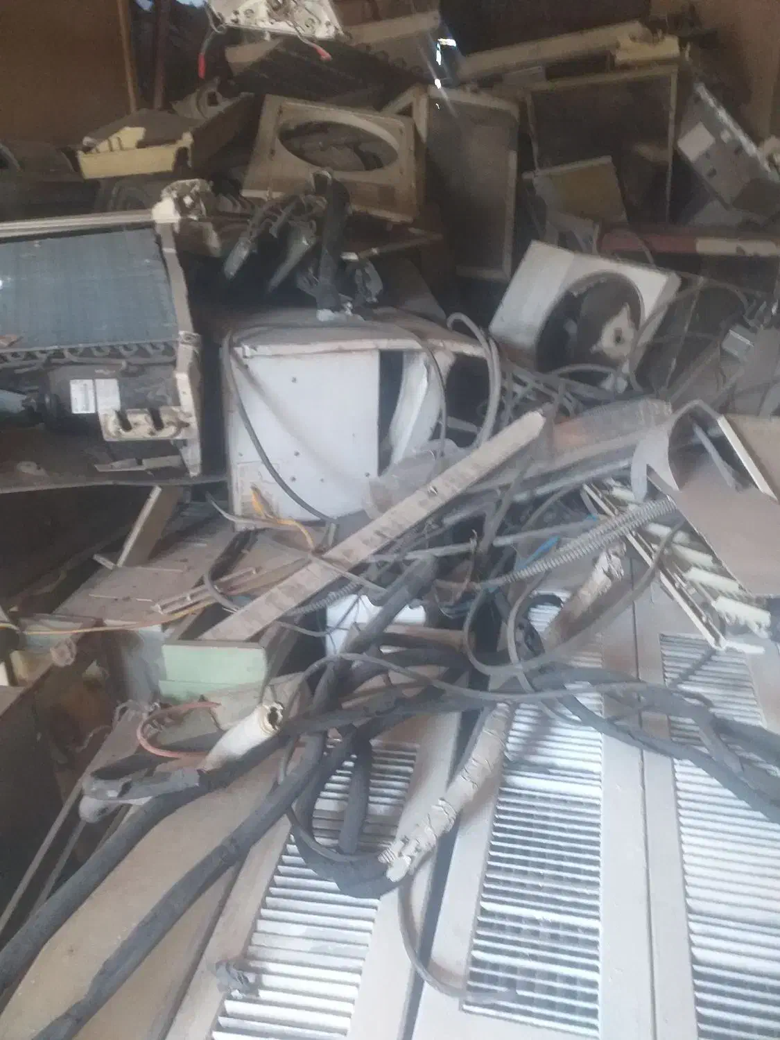 خرید ضایعات اهن وفلزات درمحل|حراج|فولادشهر, B2|دیوار