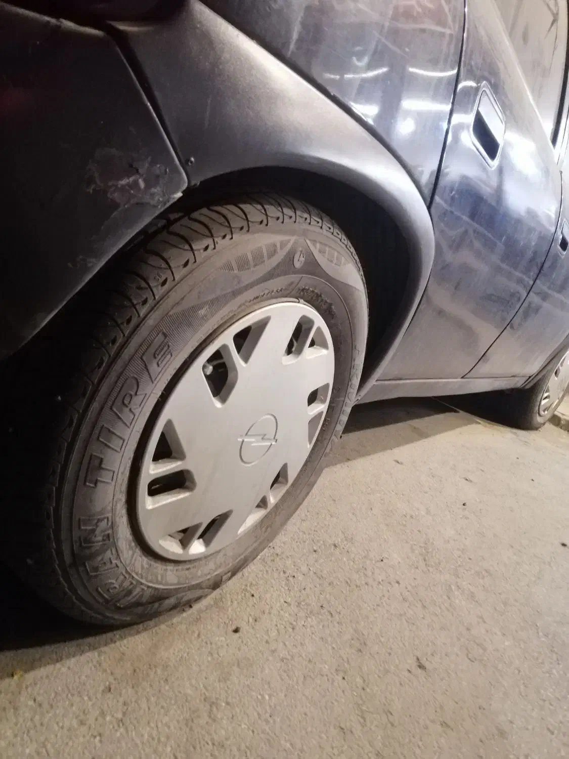 اپل کورسا 94 مشکی سانروف دار|خودرو سواری و وانت|تهران, حر|دیوار