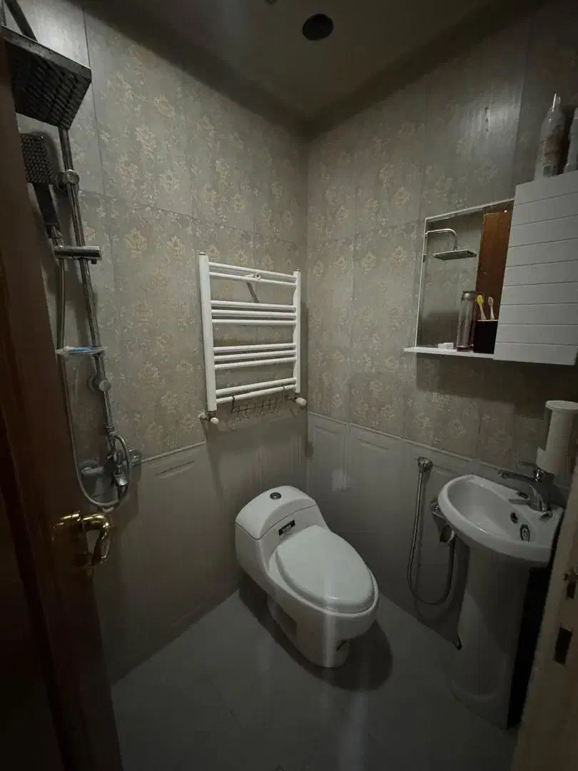 اپارتمان 103 متر ۲ خواب بالای میدان ولیعصر