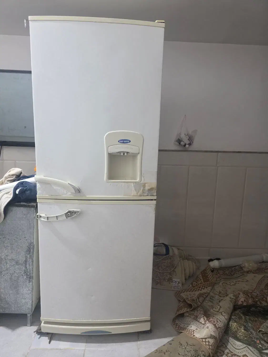 یخچال دو در آب سردکننده دار|یخچال و فریزر|قم, حکمت شمالی|دیوار