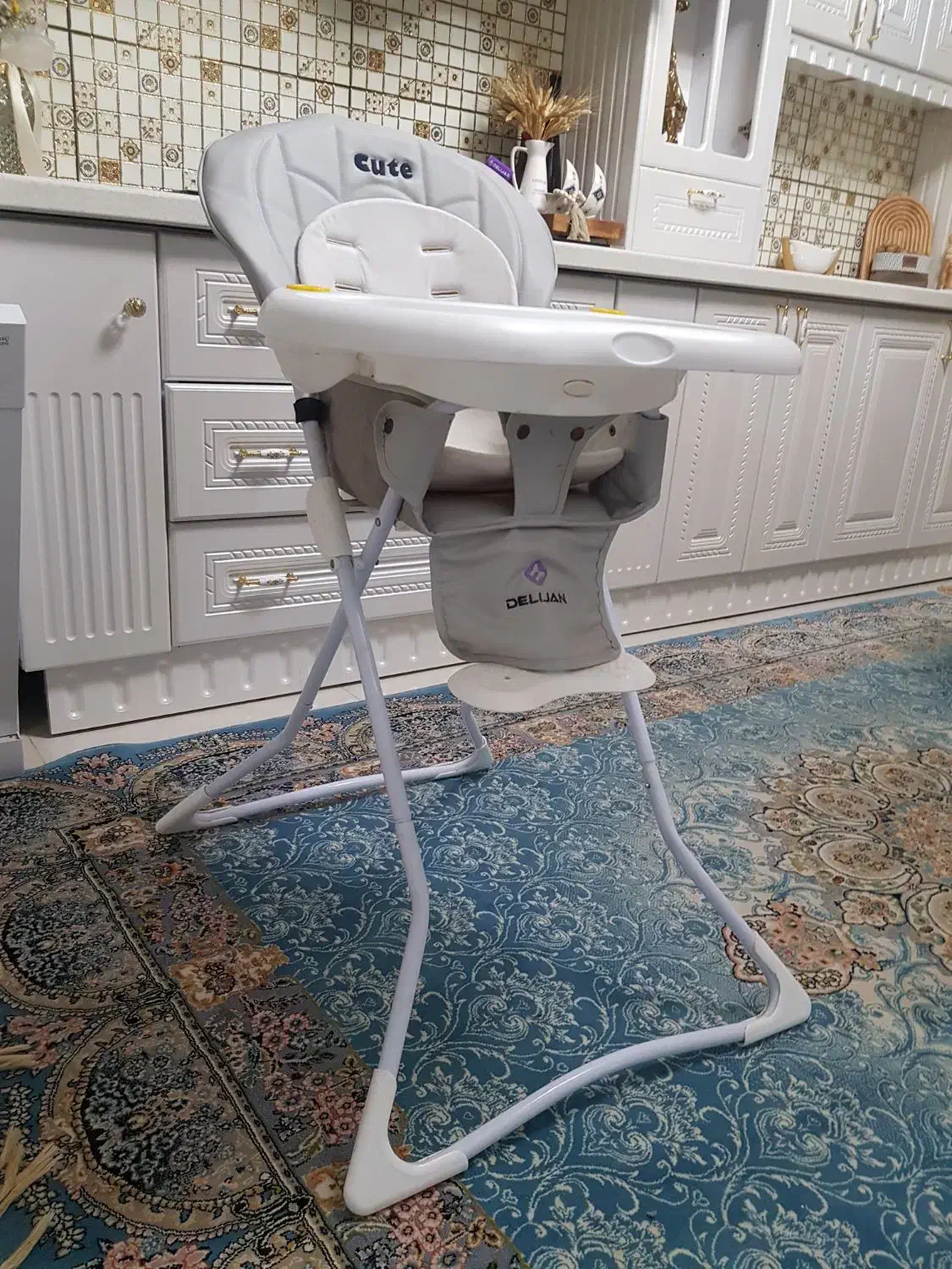 صندلی غذا خوری کودک|تخت و صندلی بچه|خرم‌آباد, |دیوار