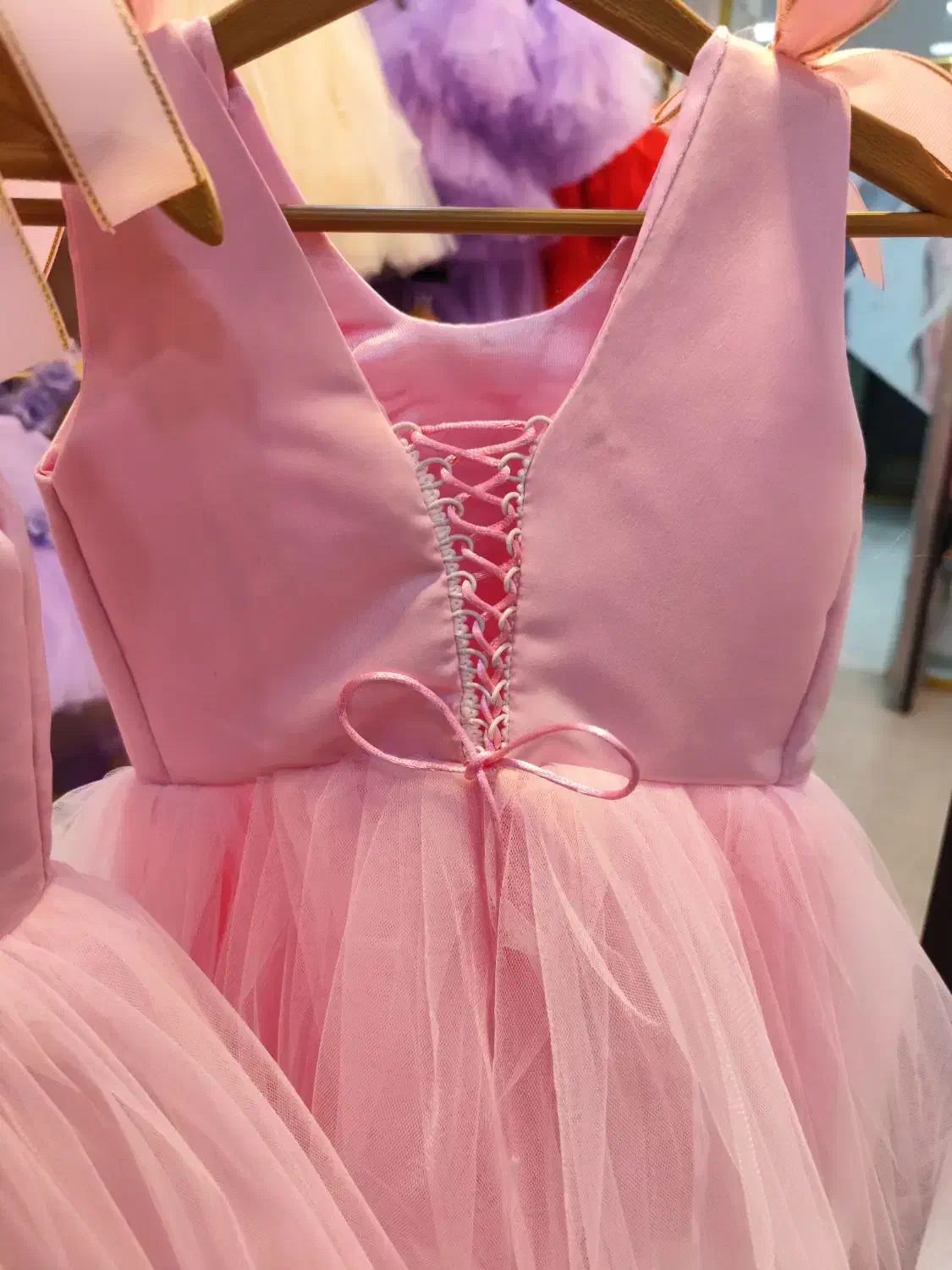 ملودی و کرومی|کفش و لباس بچه|اسلام‌شهر, شهرک واوان|دیوار