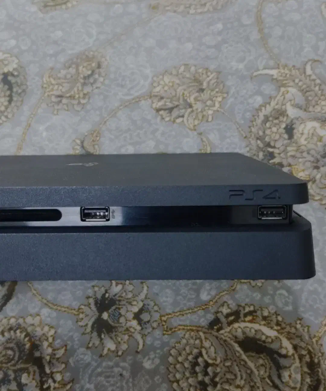 PS4 slim پی اس فور اسلیم|کنسول، بازی ویدئویی و آنلاین|نسیم‌شهر, |دیوار