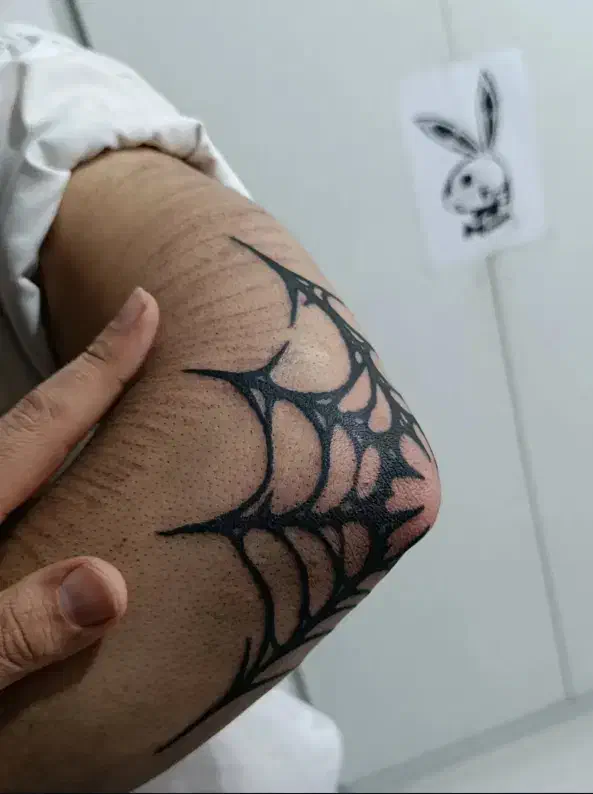 اجرای تخصصی هنر تتو|خدمات آرایشگری و زیبایی|سنندج, |دیوار