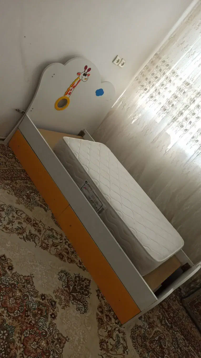 تخت خواب تک نفره نوجوان|تخت و سرویس خواب|خرمدره, |دیوار