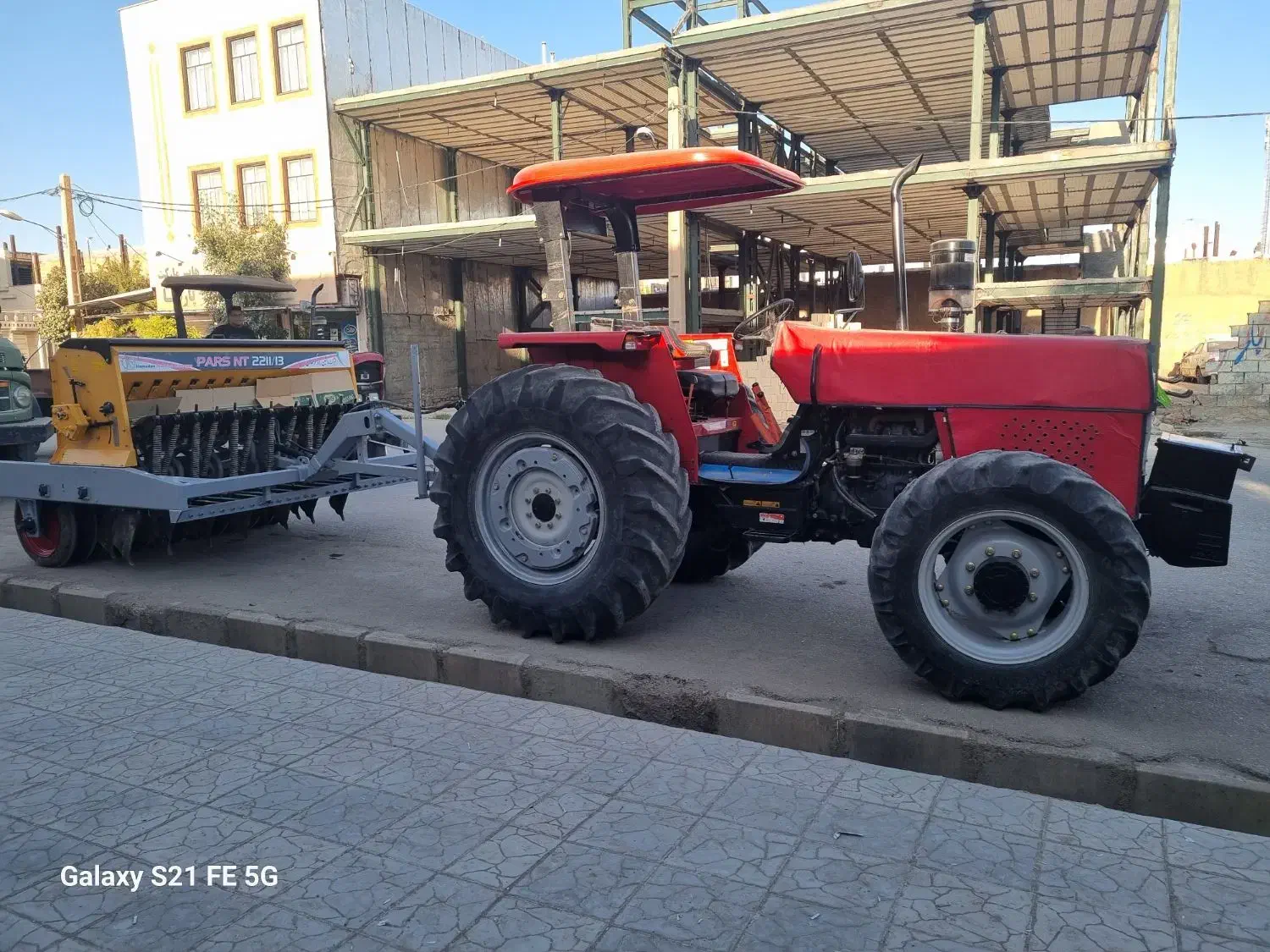 کاشت بذر گندم با دستگاه ۱۳ ردیفه|خدمات باغبانی و درختکاری|کوهدشت, |دیوار