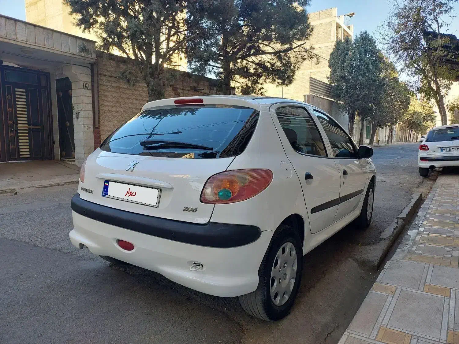 پژو ۲۰۶ تیپ ۵ موتور تیوفایو ( فول )|خودرو سواری و وانت|نیشابور, شهرک فرهنگیان|دیوار