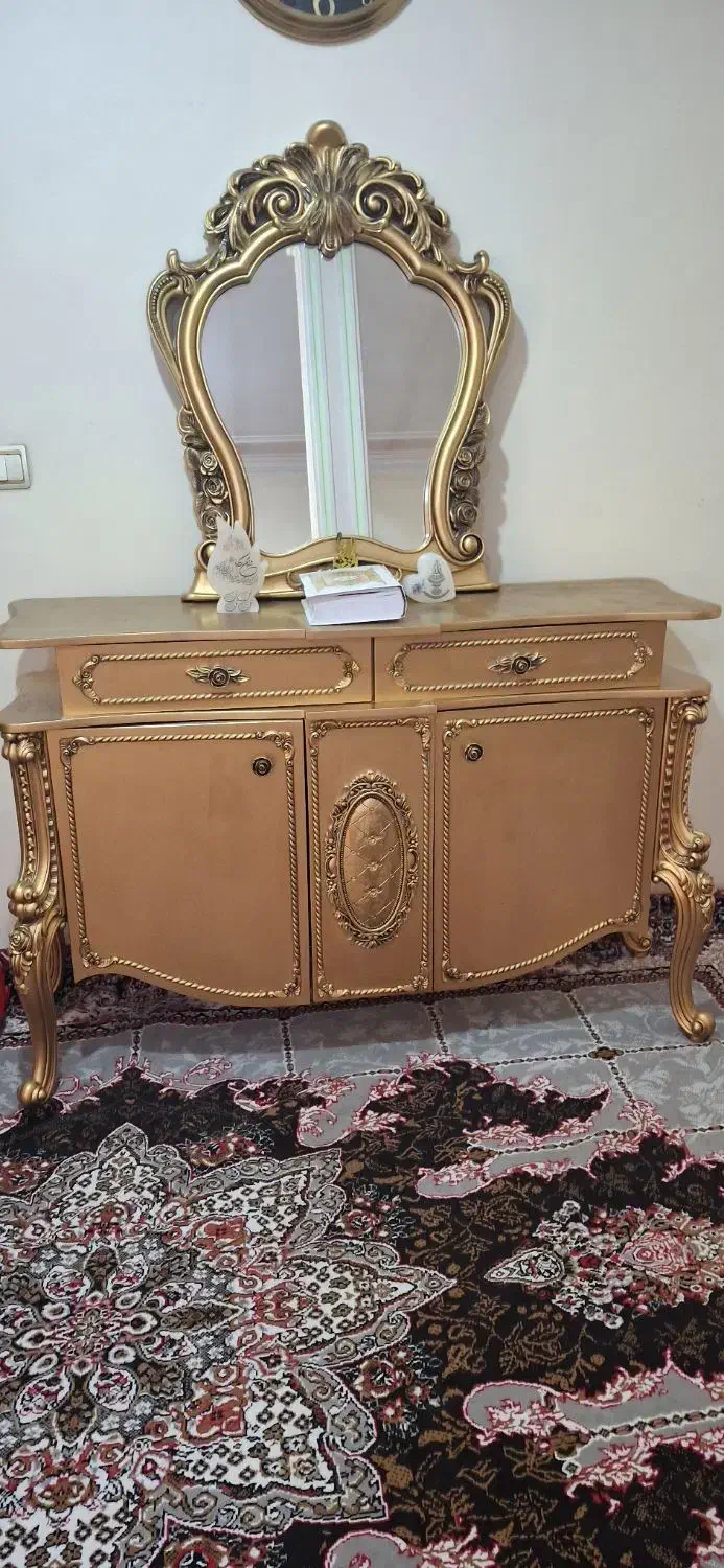 کنسول و آینه درحد نو|بوفه، ویترین، کنسول|اسلامشهر, شهرک محمدیه|دیوار