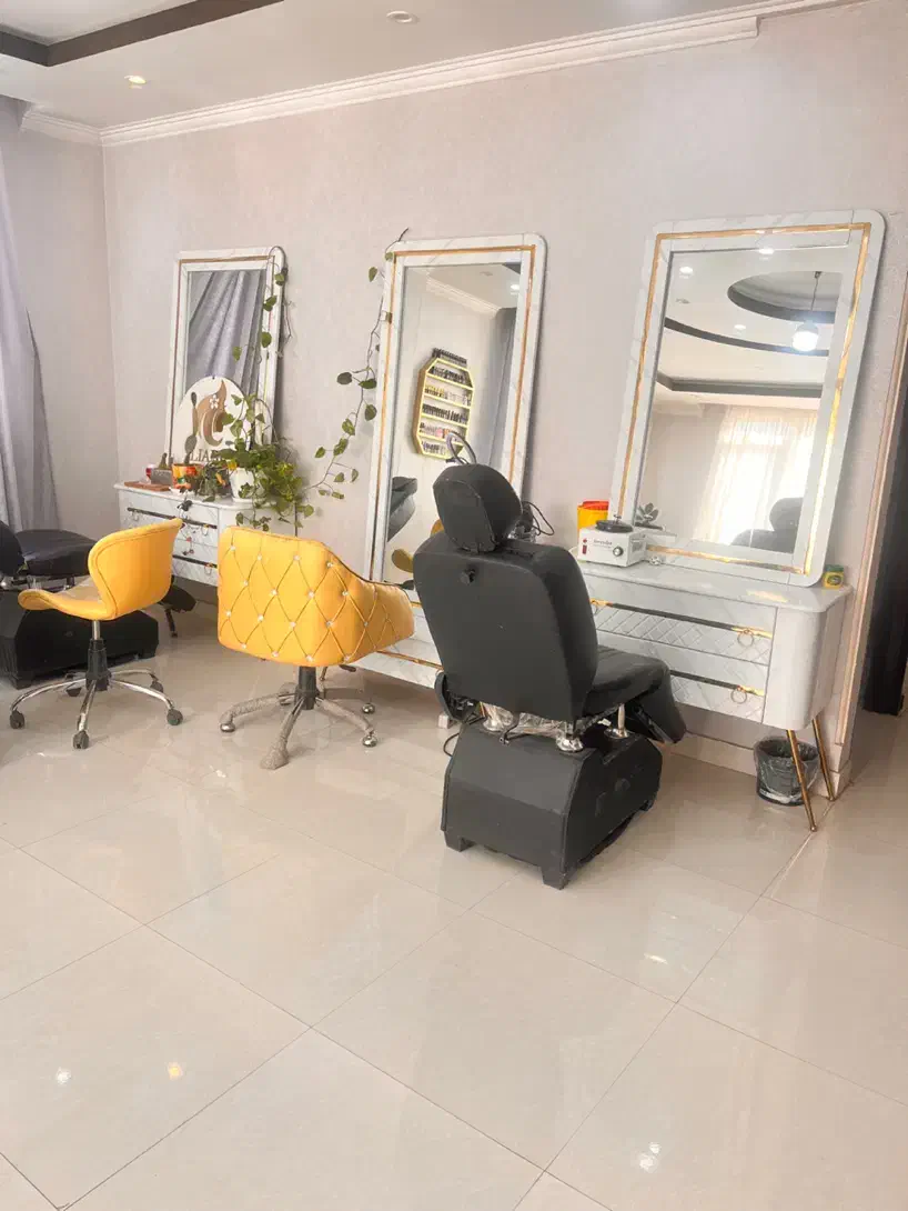 فروش وسایل سالن زیبایی|آرایشگاه و سالنهای زیبایی|اسلامشهر, شهرک واوان|دیوار