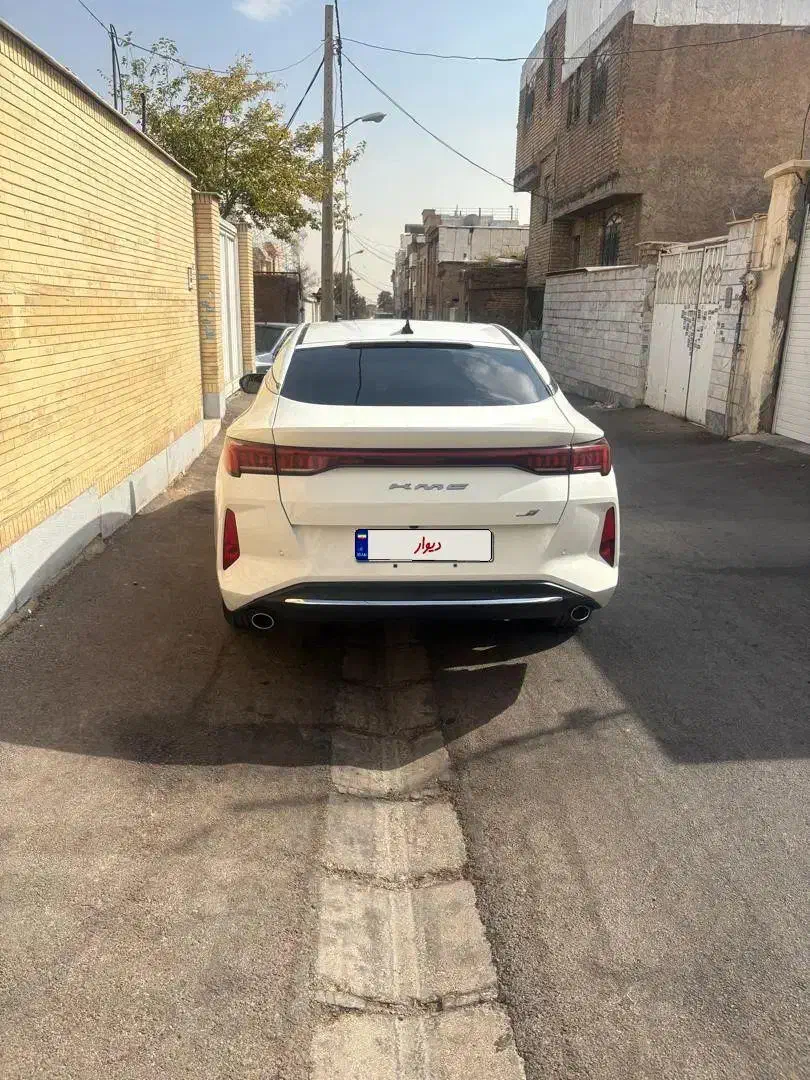 kmc j7 مدل ۱۴۰۳|خودرو سواری و وانت|شیراز, فلکه گاز|دیوار