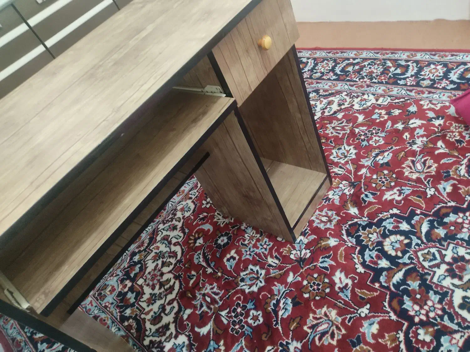 میز تحریر و کامپیوتر|میز تحریر و کامپیوتر|اردبیل, |دیوار