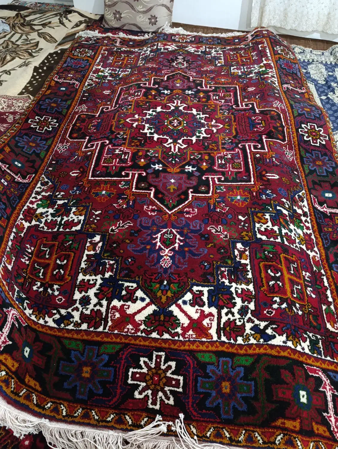 یک جفت فرش شش متری|فرش|فندقلو, |دیوار