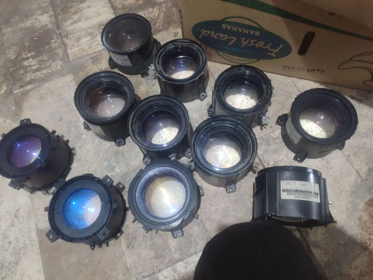 ذره بین|دوربین عکاسی و فیلم‌برداری|نسیم‌شهر, |دیوار